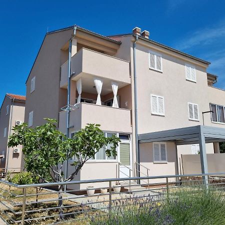 Apartman Marija Biograd Na Moru Exterior foto