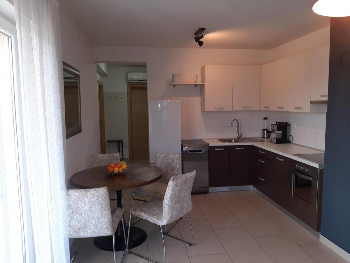 Apartman Marija Biograd Na Moru Exterior foto